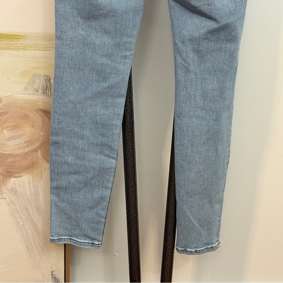 J. Crew Toothpick Lightwash Jeans High Rise Button Fly 26 - Picture 10 of 11